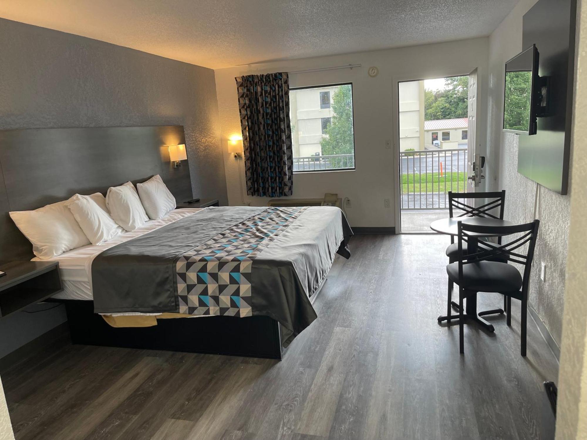 American - 4* Paducah