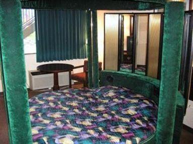 American - Hotel 4*